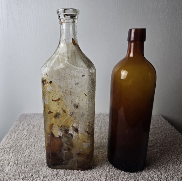 Vintage Glass Bottles Set - Picture 7 of 13